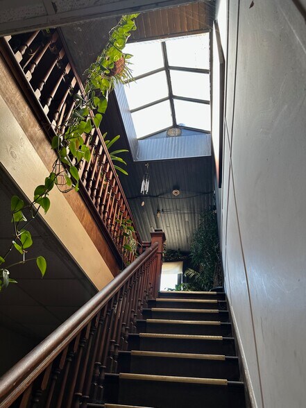 More Photos Of 162-164 Glen St, Glens Falls Storefront Retail Residential For Sale