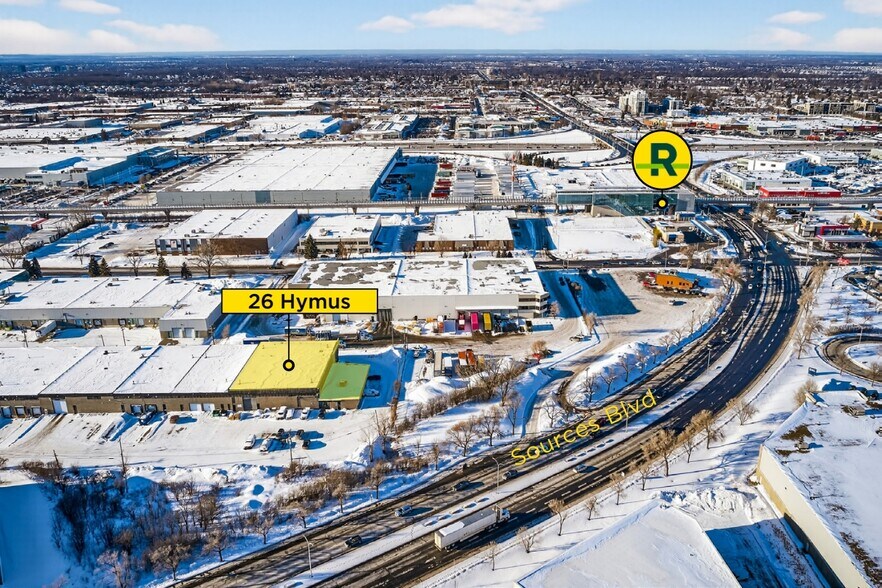 More Photos Of 26 Boul Hymus, Pointe-claire Warehouse For Lease