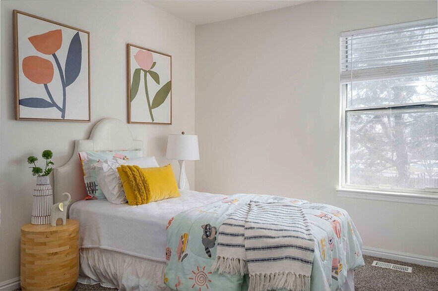 More Photos Of 275 S Fort Ln, Layton Apartments For Sale