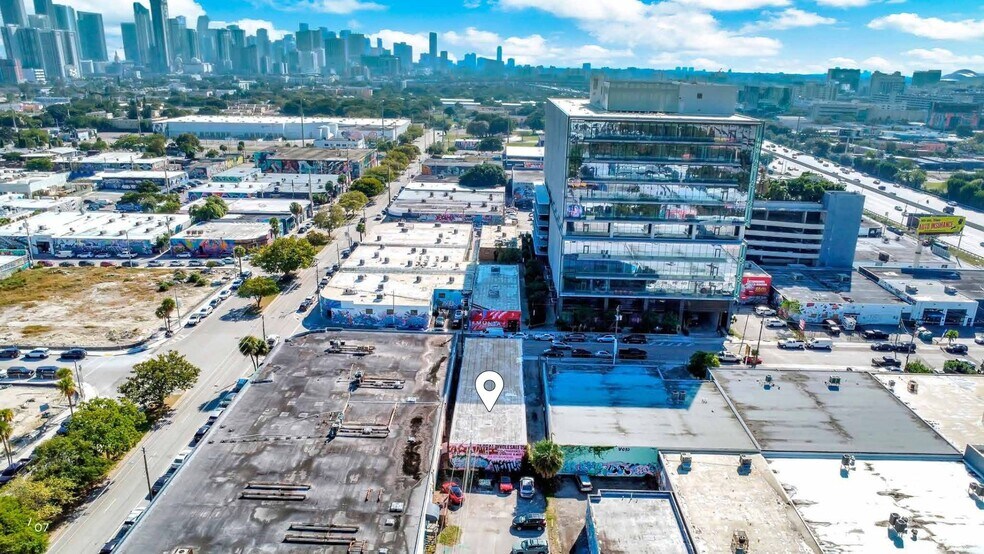 More Photos Of 525 NW 27th St, Miami Freestanding For Lease