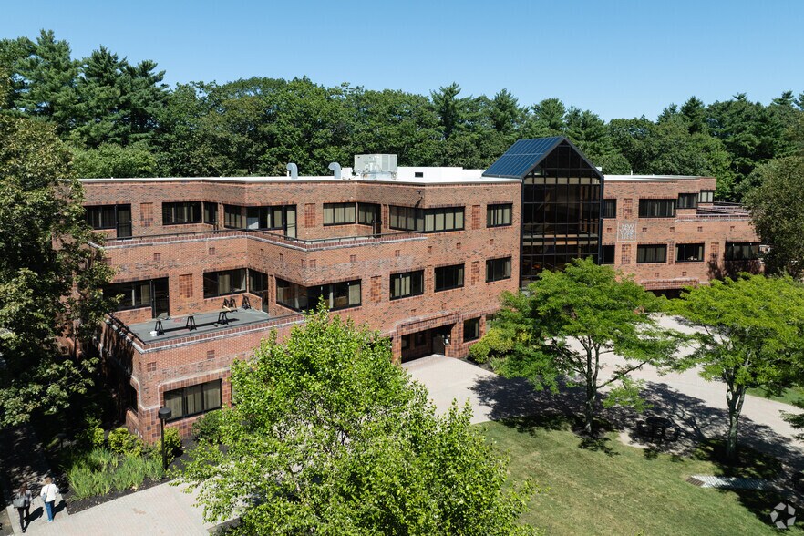 More Photos Of 500 Southborough Dr, South Portland Office For Lease