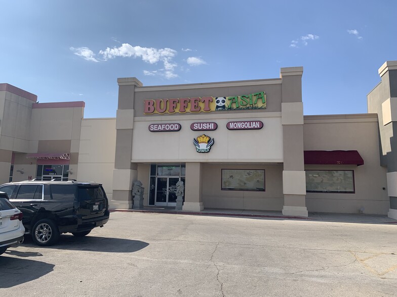 More Photos Of 3366 John Knox Dr, Abilene Restaurant For Lease