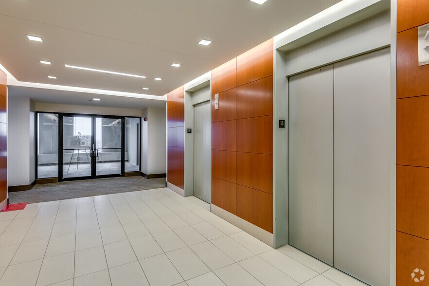 Photo of 18th Floor Ste 1825