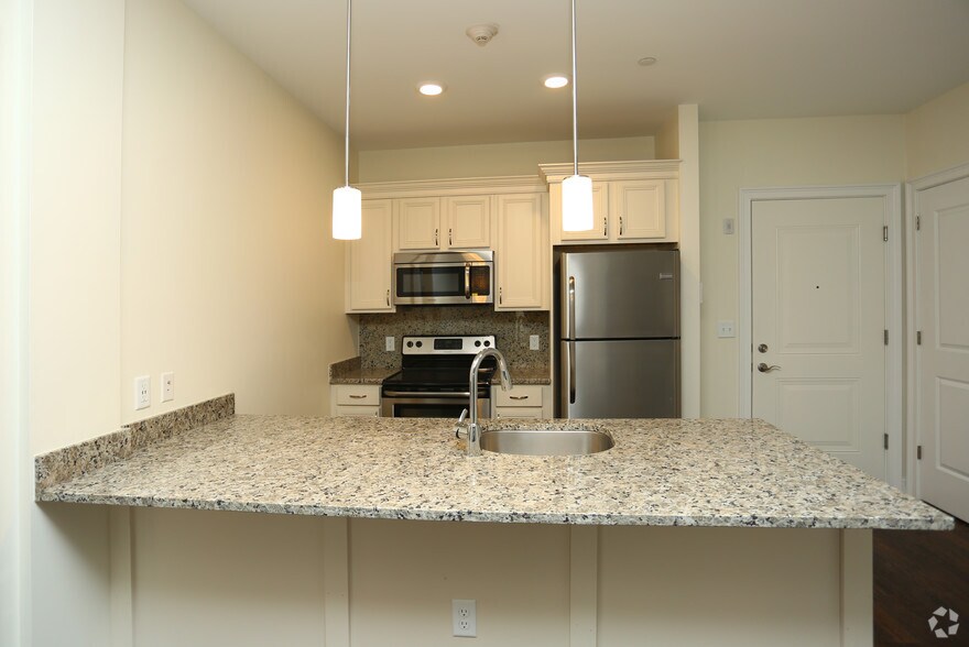 More Photos Of 14 Hudson Ave, Glens Falls Apartments For Lease