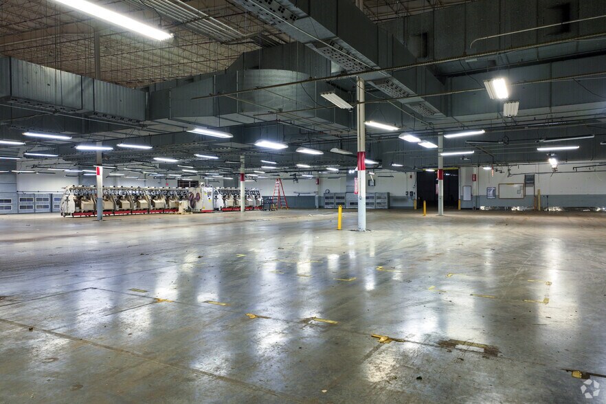 More Photos Of 175 Mehler Ln, Martinsville Manufacturing For Sale