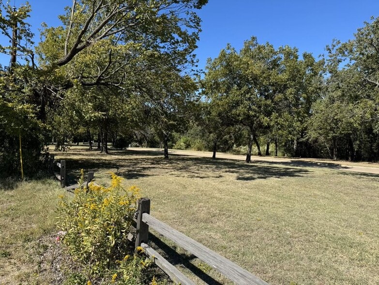 More Photos Of 6514 S Cooper St, Arlington Land For Sale