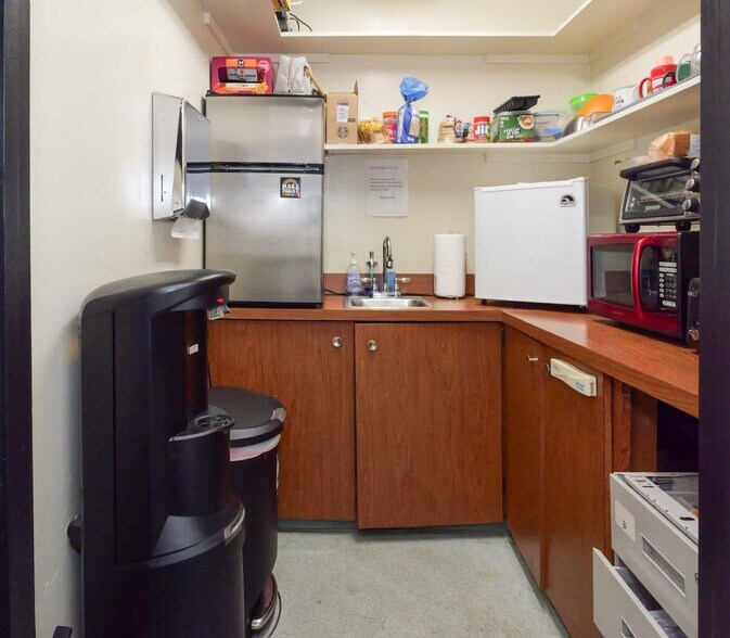 More Photos Of 22118 Avalon Blvd, Carson Medical For Sale