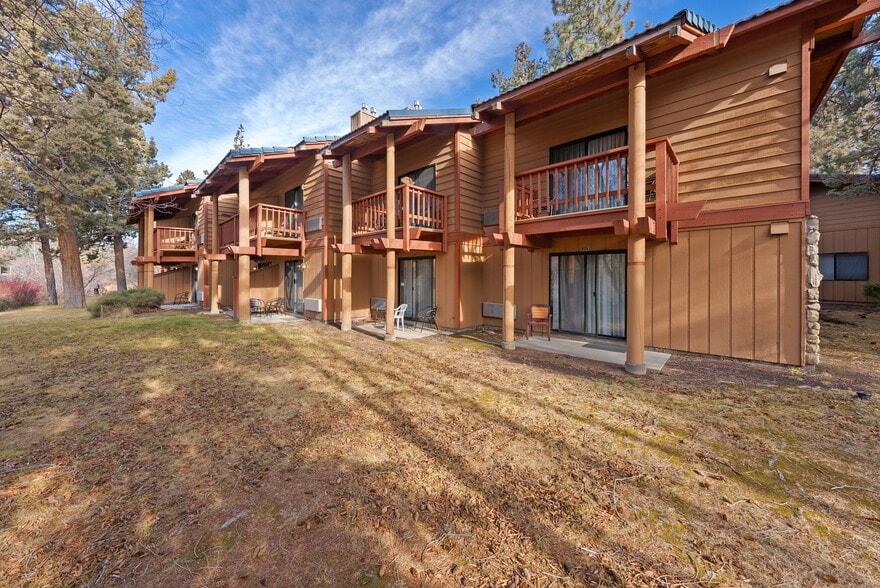 More Photos Of 3105 NW O. B. Riley Rd, Bend Hotel For Sale