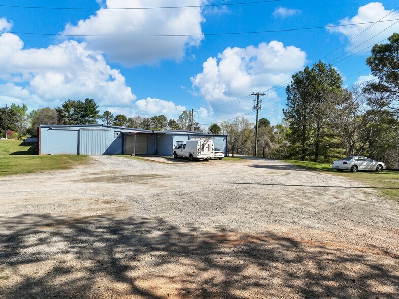 More Photos Of 2567 Athens Hwy, Gainesville Warehouse For Sale