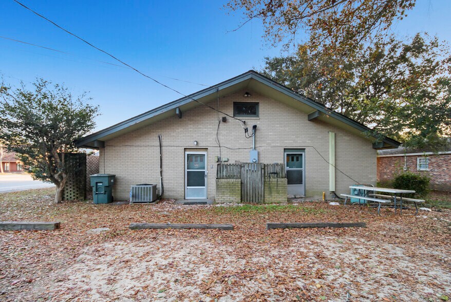 More Photos Of 495 Dantzler St, Orangeburg Medical For Sale