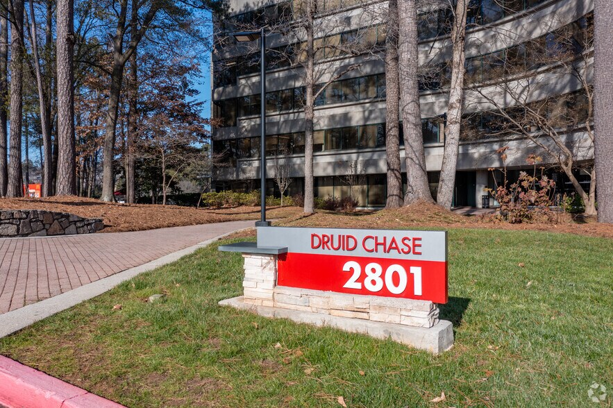 More Photos Of 2801 Buford Hwy NE, Atlanta Office For Lease