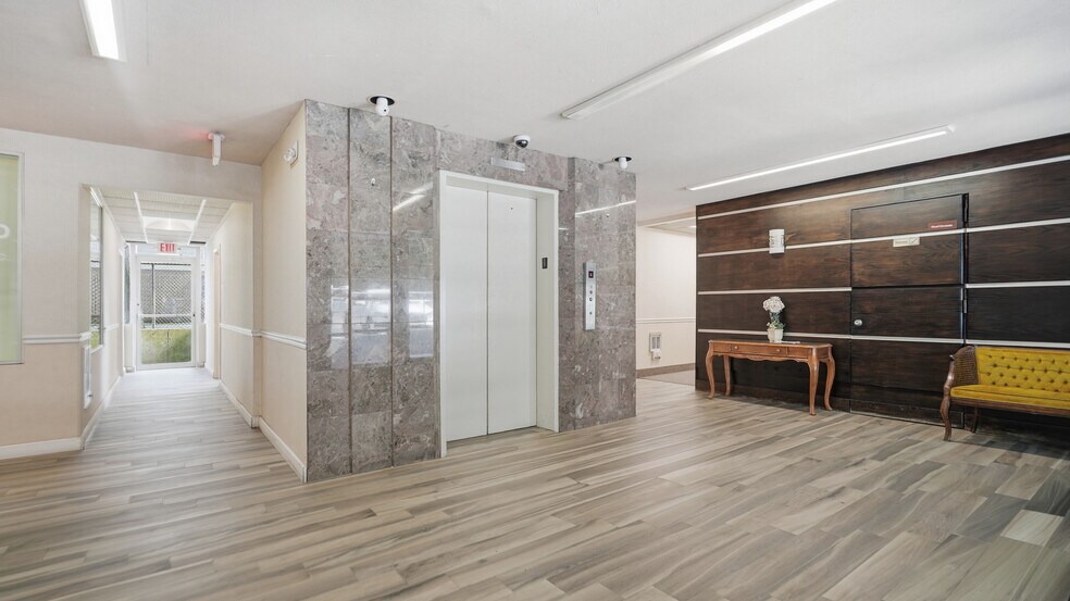 More Photos Of 521 Route 111, Hauppauge Medical For Lease