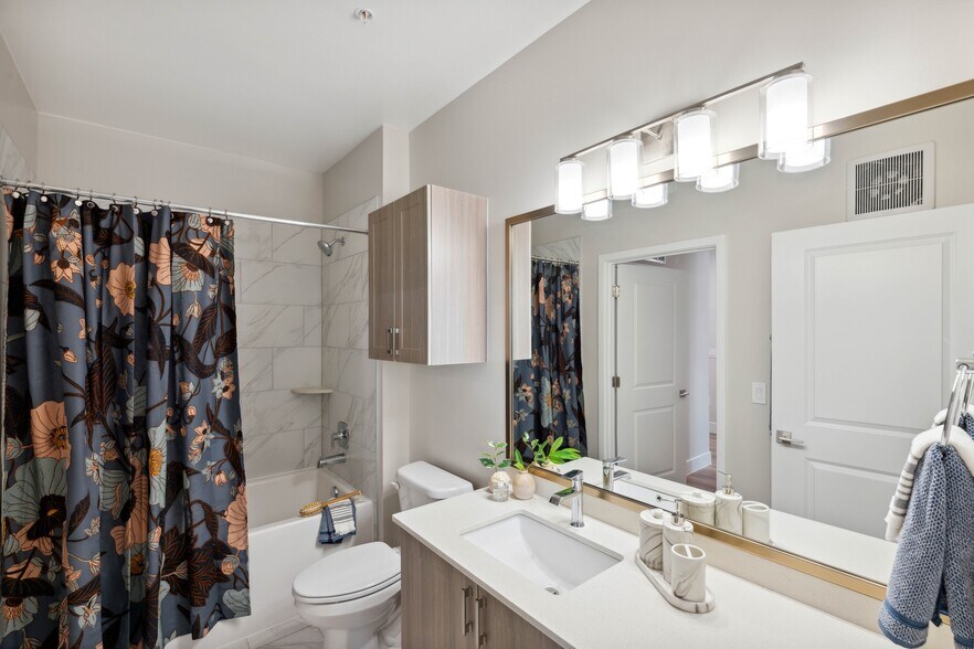 More Photos Of 4040 Gateway Dr, Fairfax Apartments For Lease