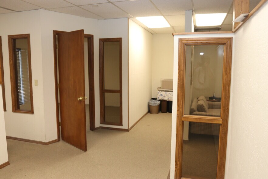 More Photos Of 428 E Southern Ave, Tempe Office For Sale