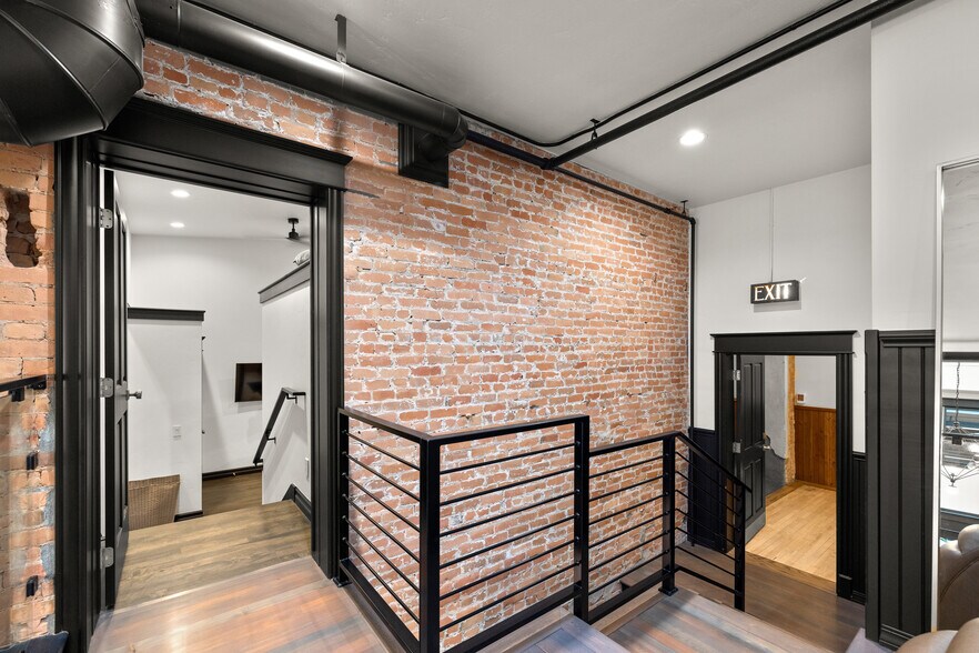 More Photos Of 30-50 2nd St E, Kalispell Office Residential For Sale