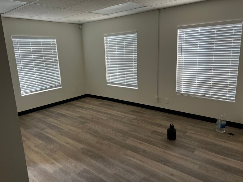 More Photos Of 4192 Brockton Ave, Riverside Office Residential For Lease