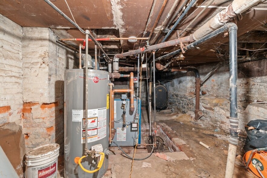 More Photos Of 2620 Maryland Ave, Baltimore Multifamily For Sale