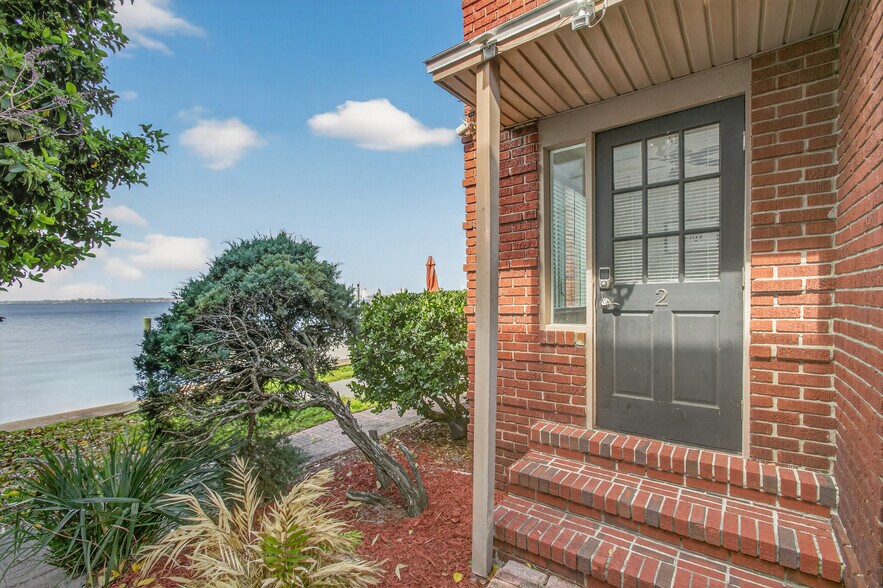 More Photos Of 1710 River Rd, Jacksonville Apartments For Sale