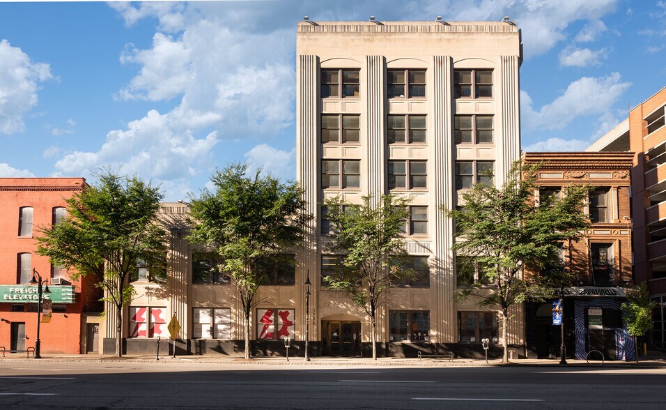 More Photos Of 118 E Main St, Louisville Office For Lease