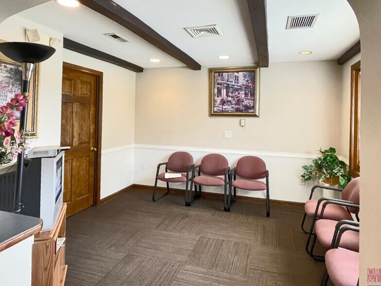 More Photos Of 107 Main St, Hebron Medical For Sale