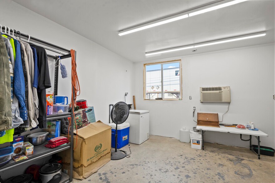 More Photos Of 537 2nd St, Havre Hotel For Sale