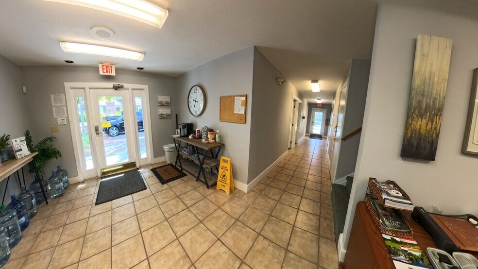 More Photos Of 112 NE Sanchez Ave, Ocala Office For Lease