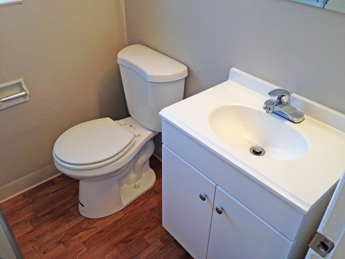 More Photos Of 19 E 41st Pl, San Mateo Apartments For Sale