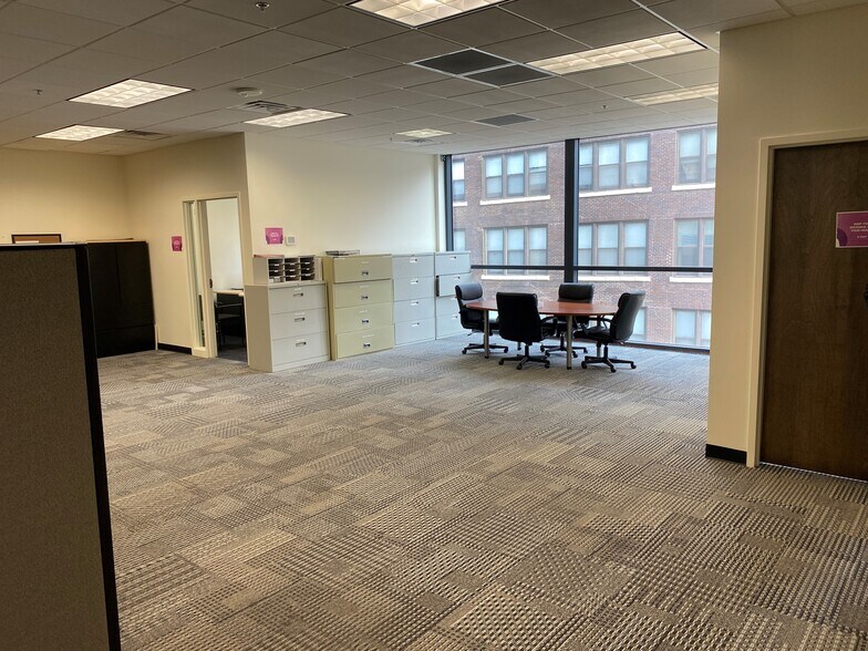 More Photos Of 38 SW Commerce Ave, Grand Rapids Office For Lease