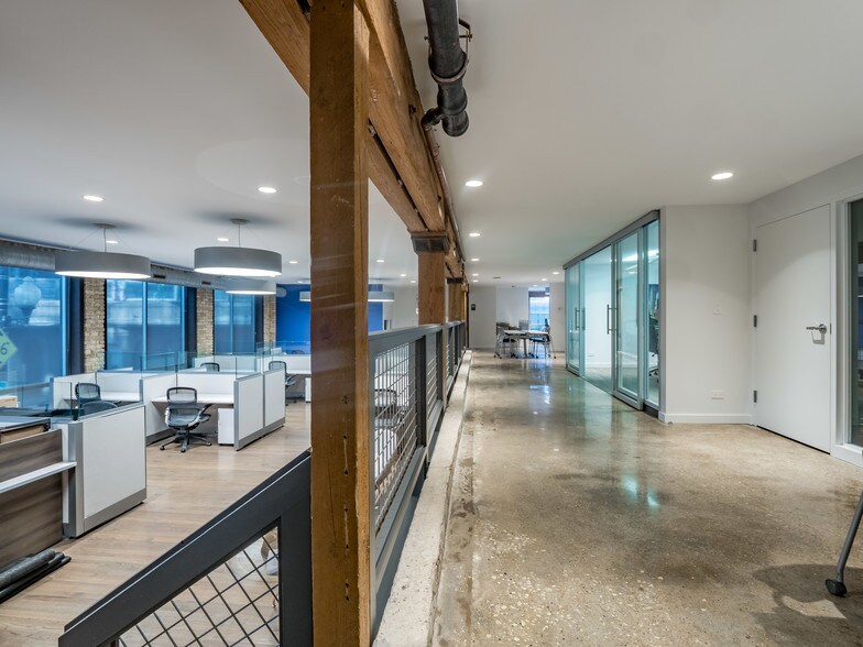 More Photos Of 1755 N Damen Ave, Chicago Office Residential For Lease