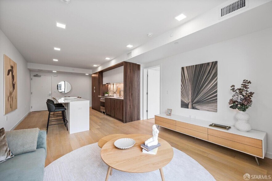More Photos Of 1580 Pacific Ave, San Francisco Apartments For Sale