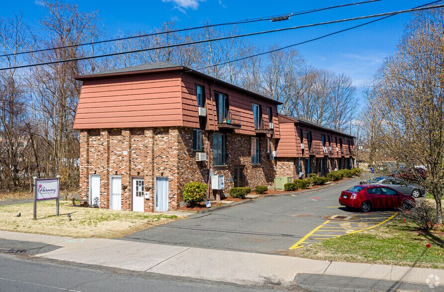 More Photos Of 77 E Main St, Plainville Apartments For Sale