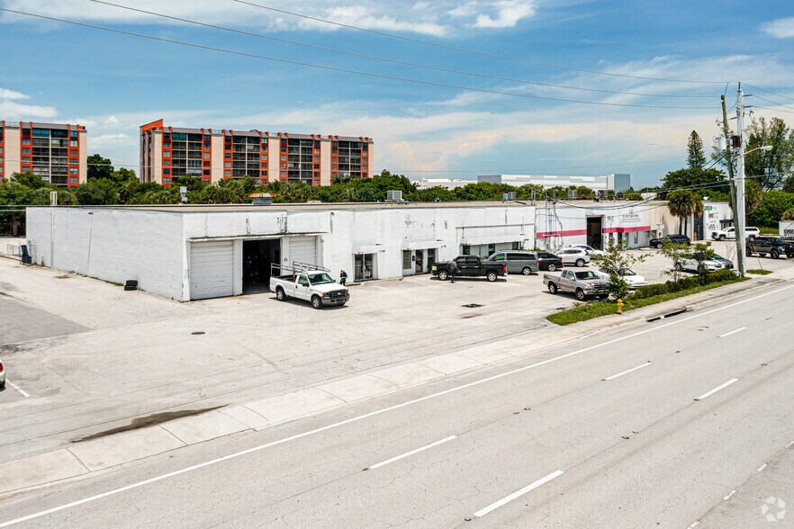 More Photos Of 1903-1963 W McNab Rd, Pompano Beach Warehouse For Lease