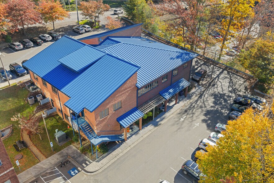 More Photos Of 610 State Farm Rd, Boone Medical For Sale