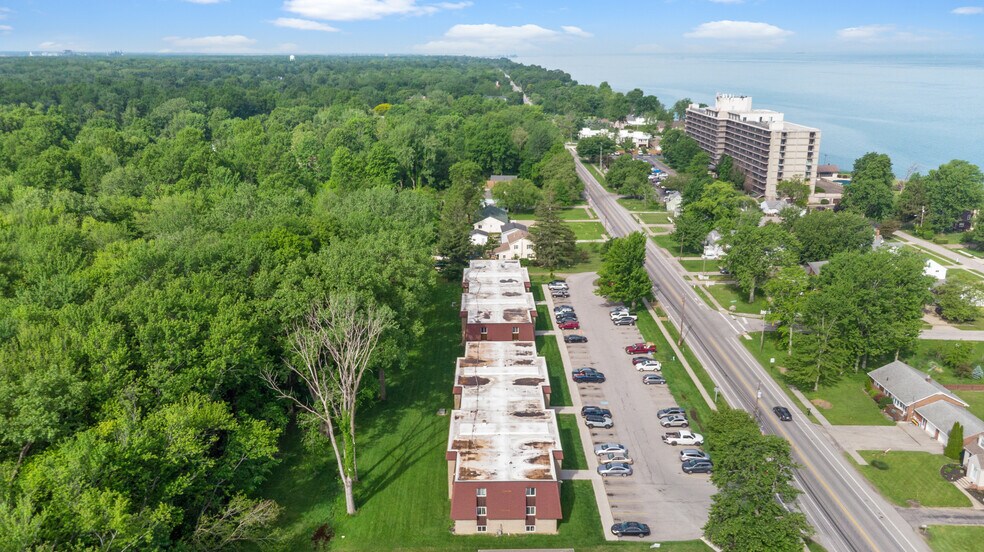 More Photos Of 5216 E Lake Rd, Sheffield Lake Apartments For Sale