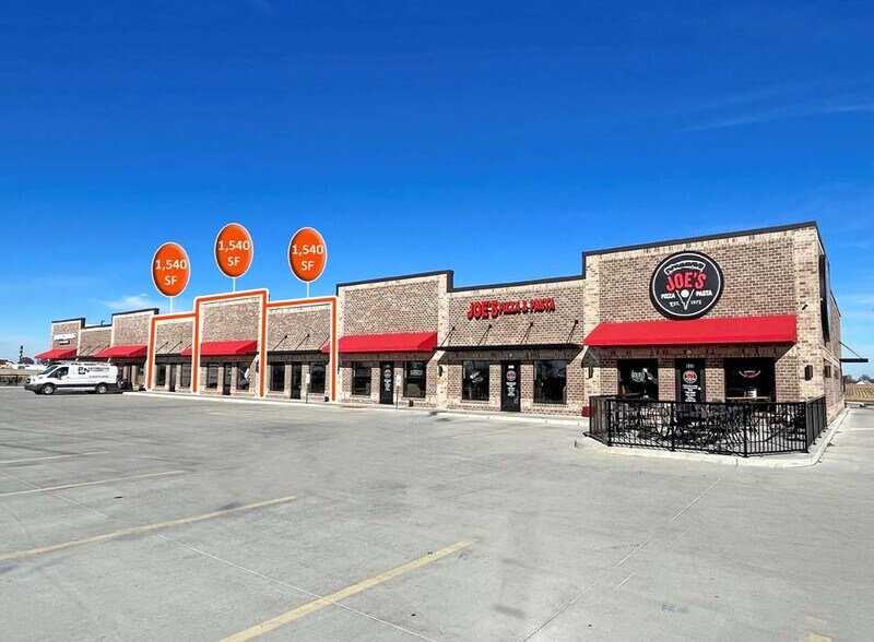 Primary Photo Of 635-653 Edwardsville, Troy General Retail For Lease