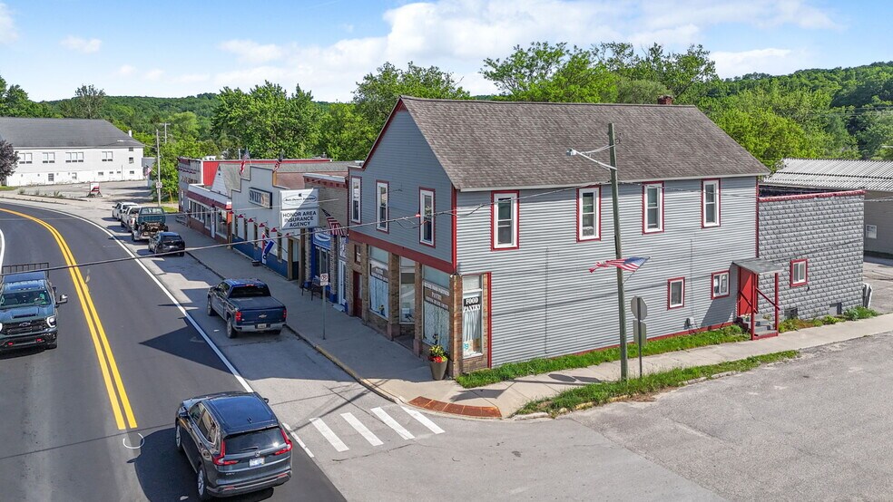 More Photos Of 10907 Main St, Honor Flex For Sale