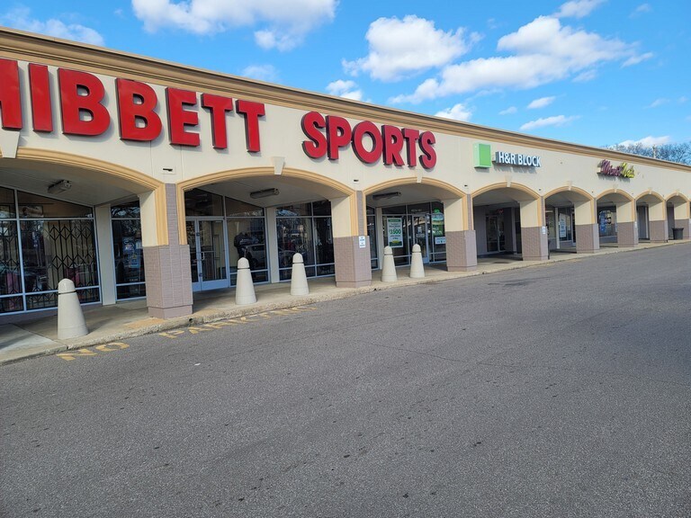 More Photos Of 4264-4320 Summer Ave, Memphis Unknown For Lease