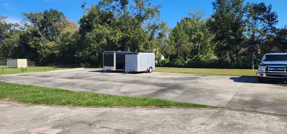 More Photos Of 37044 Perkins Rd, Prairieville Land For Lease