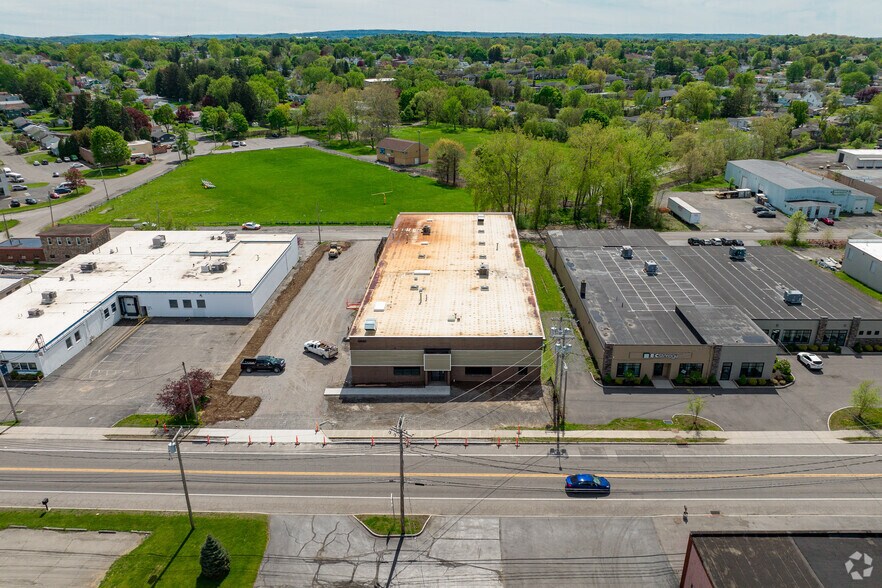 More Photos Of 4040 New Court Ave, Syracuse Light Distribution For Sale