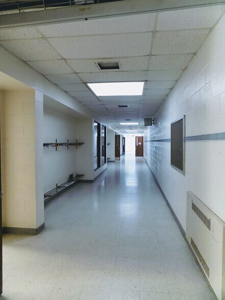 More Photos Of 804 S Purdum St, Kokomo Schools For Sale