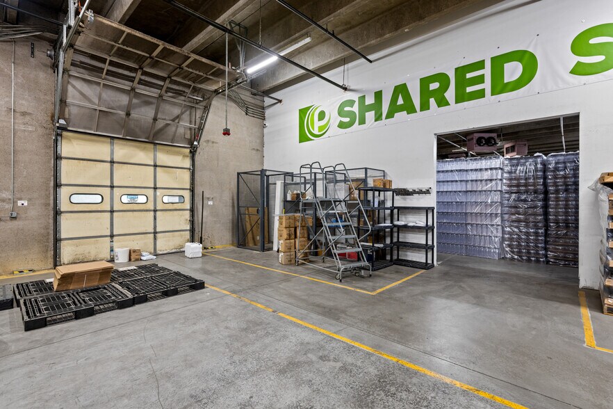More Photos Of 5861 N Tennyson St, Arvada Warehouse For Sale