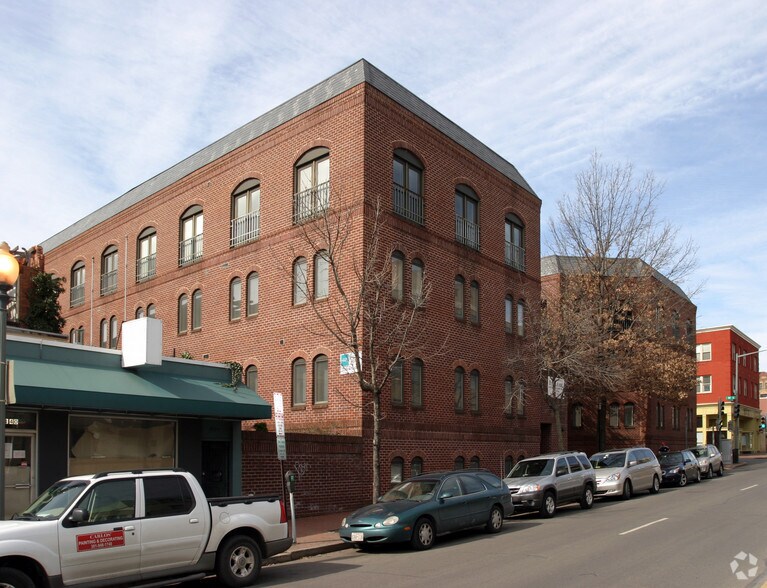 More Photos Of 2150-2168 Wisconsin Ave NW, Washington Office For Lease