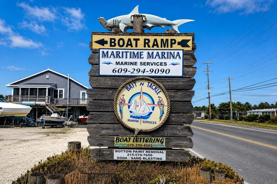 More Photos Of 470 S Green St, Tuckerton Marina For Sale