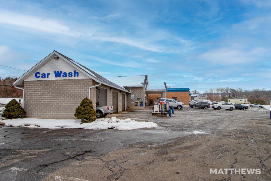 More Photos Of 711 Saybrook Rd, Middletown General Retail For Sale