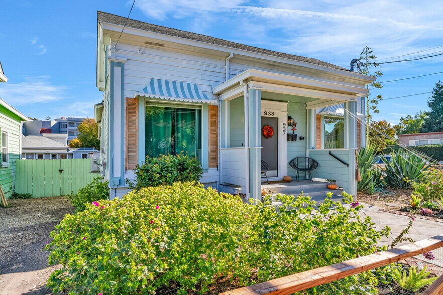 More Photos Of 937 Las Juntas St, Martinez Apartments For Sale