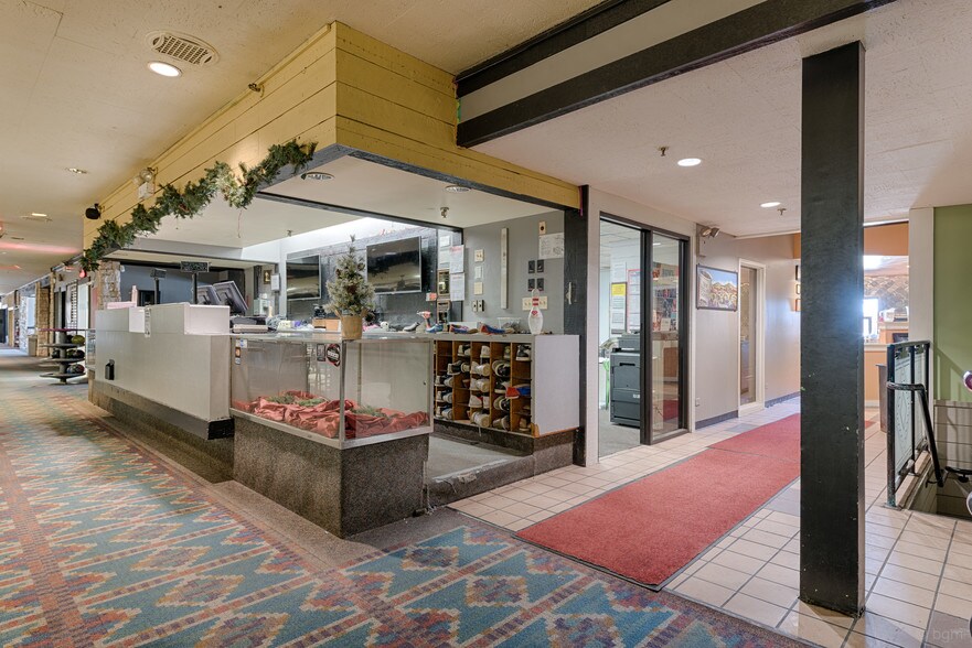 More Photos Of 243 W Roosevelt Rd, West Chicago Bowling Alley For Lease