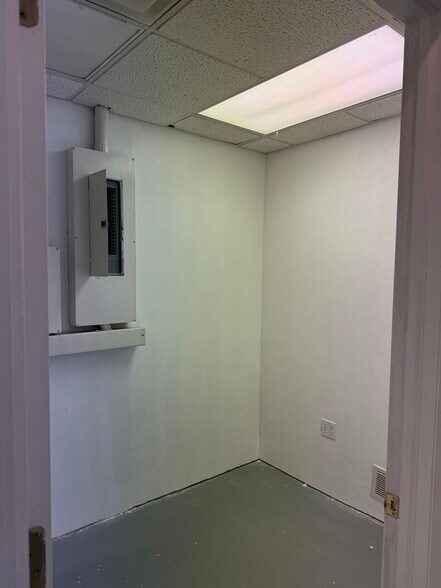 More Photos Of 578 Susquehanna Blvd, Hazleton Freestanding For Lease