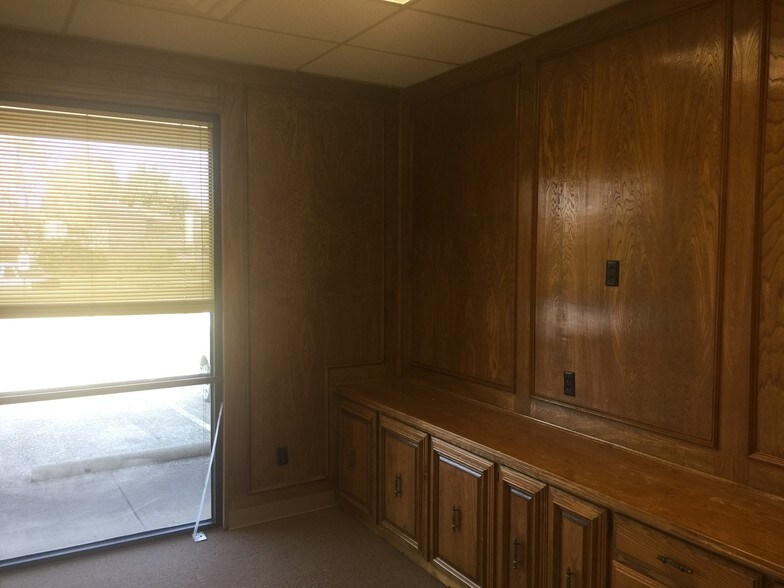 More Photos Of 2801-2831 W Parker Rd, Plano Medical For Lease