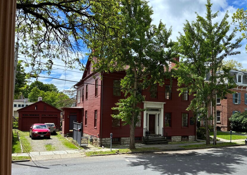 More Photos Of 8 Pearl St, Kingston Loft Creative Space For Sale