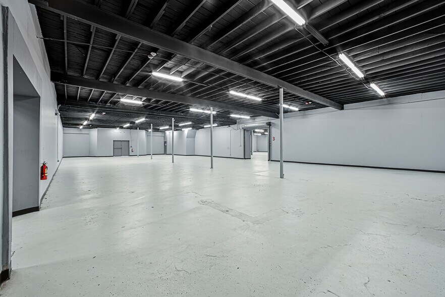 More Photos Of 102 S Shaver St, Pasadena Warehouse For Lease
